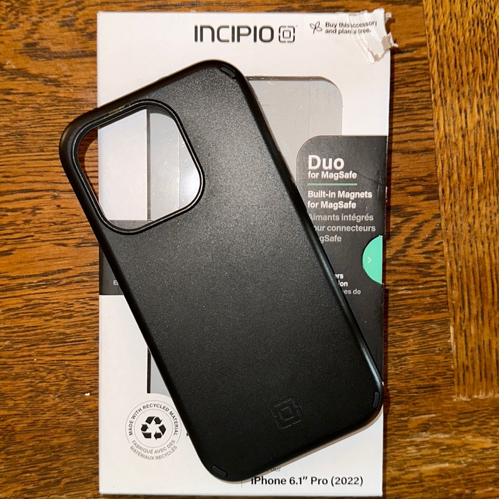 Incipio Black IPhone 14 case